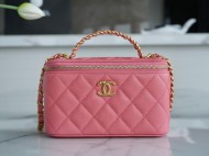 CHANEL HANDBAG pink CHANEL HANDBAG pink