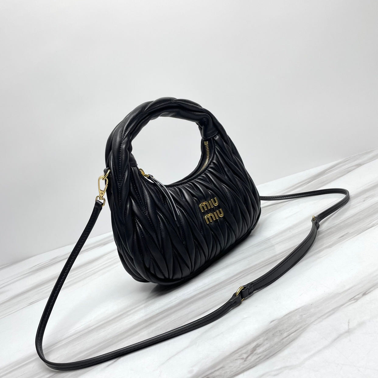 MIU MIU HANDBAG Black MIU MIU HANDBAG Black