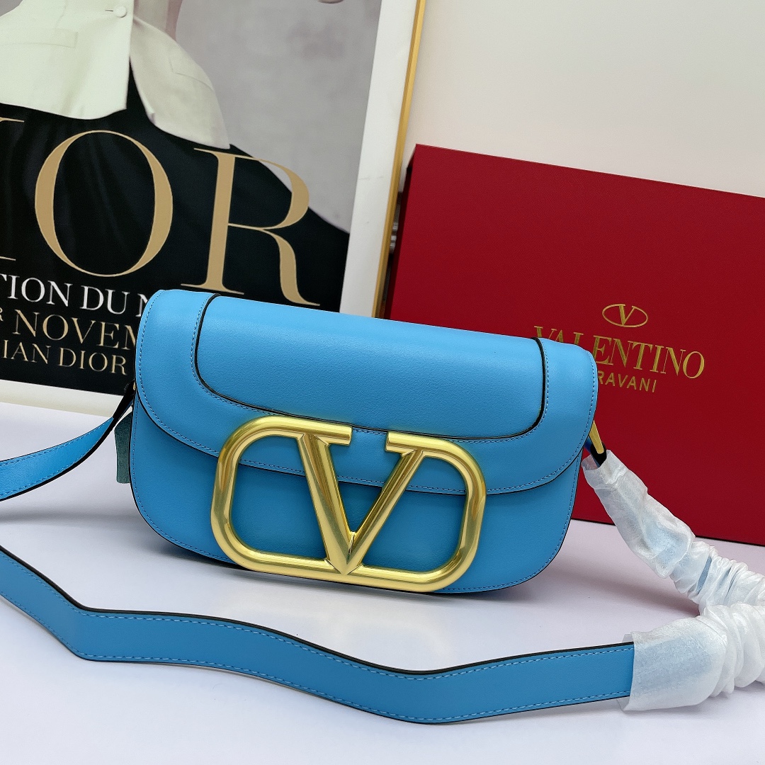 Valentino Garavani MAXI Crossbody Bag blue Valentino Garavani MAXI Crossbody Bag blue