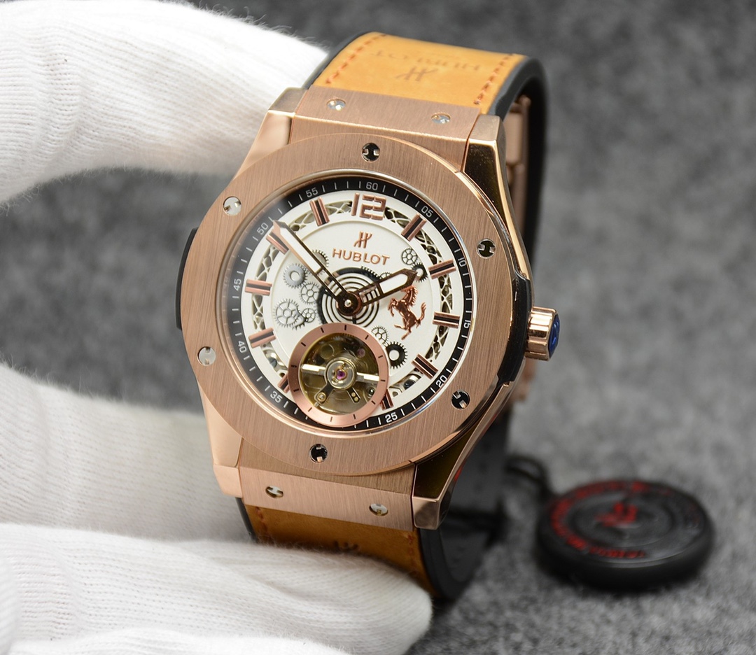 HUBLOT UBO Mechanical Men’s Wristwatch HUBLOT UBO Mechanical Men’s Wristwatch