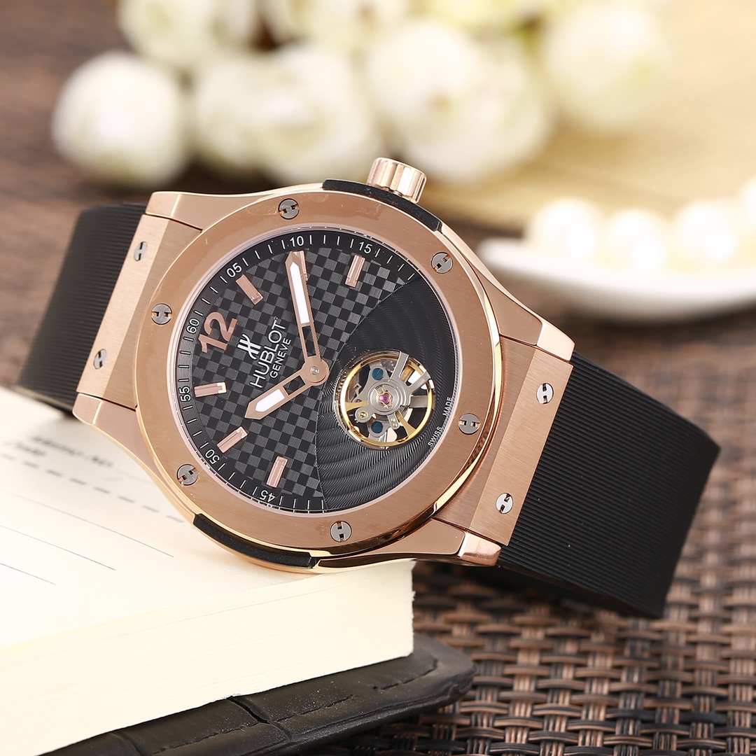 Hublot Men’s Mechanical Wristwatch Hublot Men’s Mechanical Wristwatch