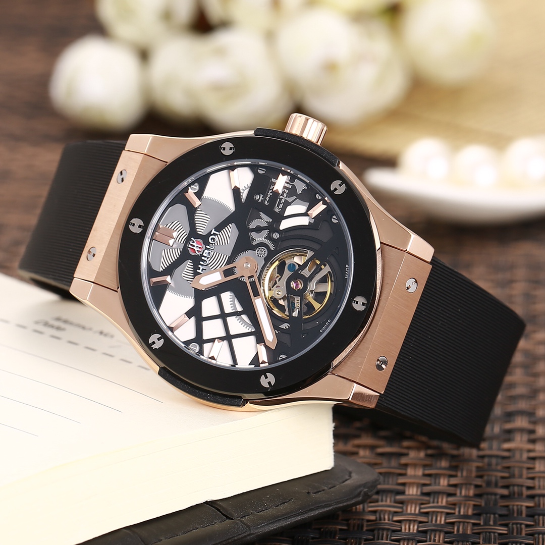 Hublot Men’s Mechanical Wristwatch Hublot Men’s Mechanical Wristwatch